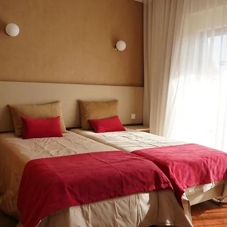 Paraiso De Aparthotel 4*