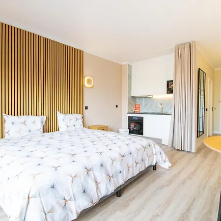 Paraiso De Aparthotel 4*