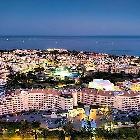 Ξενοδοχείο με διαμερίσματα Paraiso De
