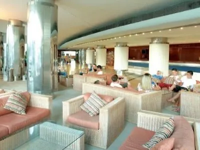 Paraiso De Lägenhetshotell 4*