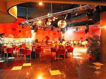 Paraiso De Lägenhetshotell 4*